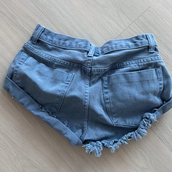 Mustard seed denim shorts new not worn - Picture 2 of 3